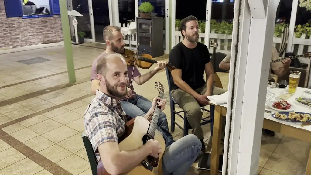 4 Εποχές_Mytikas_slider_image_2