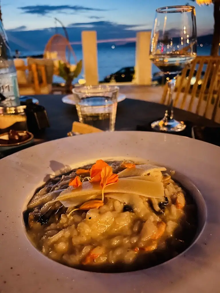 Menü_Paraga Seaside Cafe bar & Resto_Mytikas_Bild_7