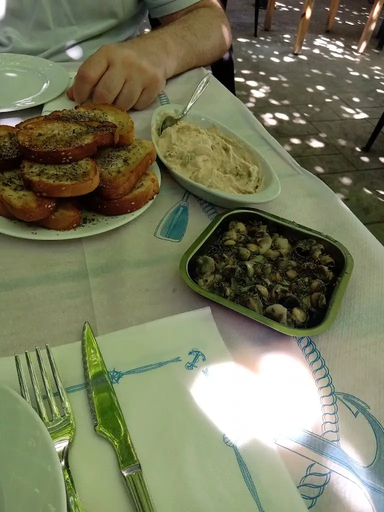 Menu_Amerikános_Néa Lámpsakos_image_5