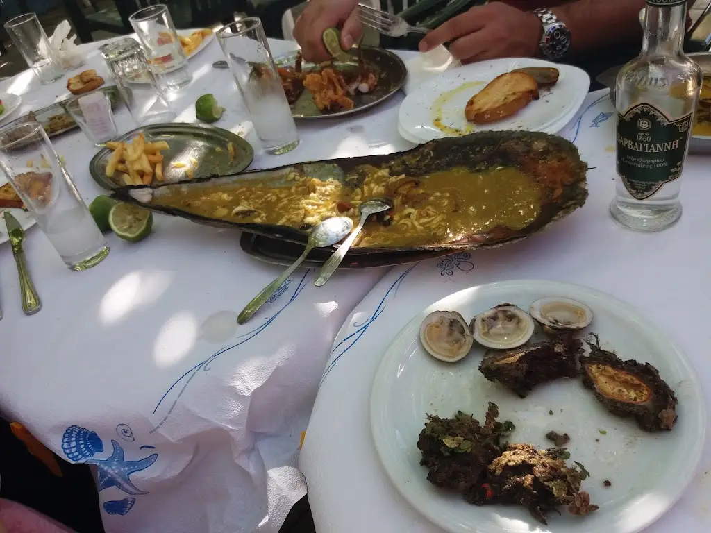 Menu_Amerikános_Néa Lámpsakos_image_7