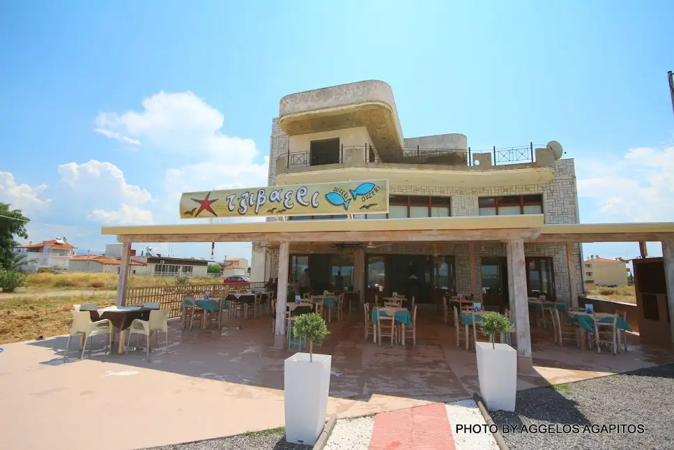 Ουζερι ΤΖΙΒΑΕΡΙ_Néa Lámpsakos_slider_image_1