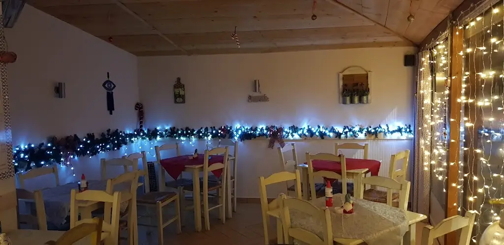 Μεζεδοπωλείο Το Καλούδι Χαλκίδα Restaurant in Néa Lámpsakos