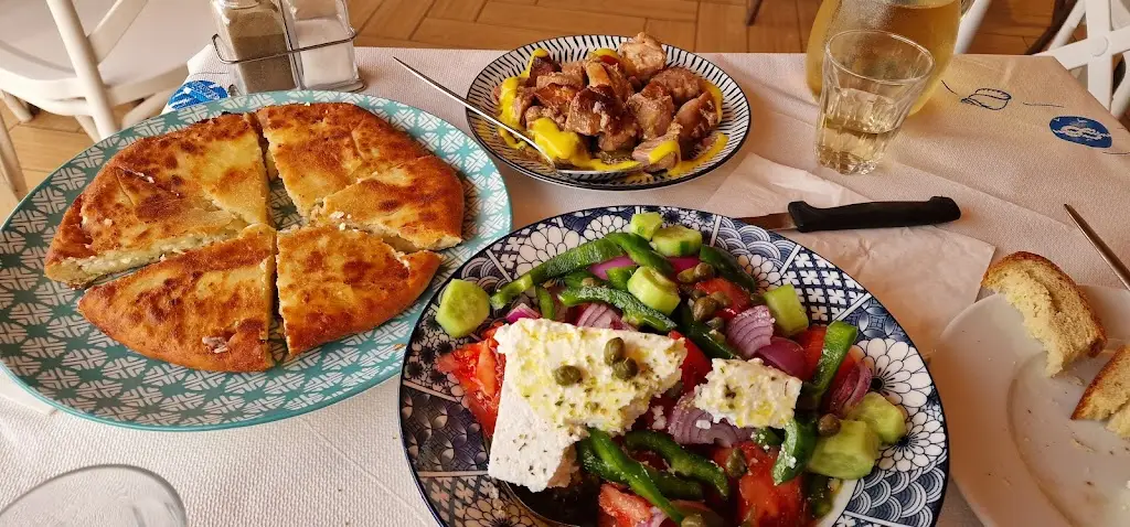 Μεζεδοπωλείο Το Καλούδι Χαλκίδα_Néa Lámpsakos_slider_image_2