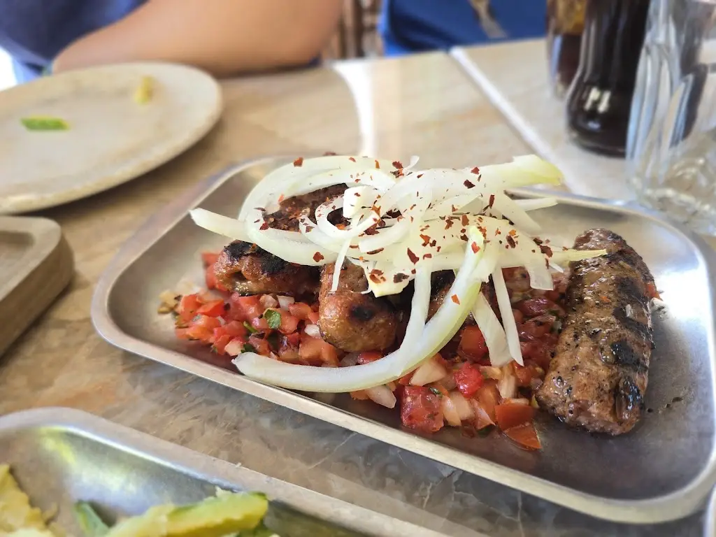 Τζαμί Μεζεδοποτειον 2025_Néa Lámpsakos_slider_image_2