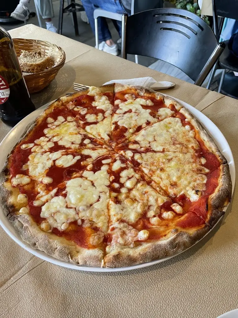 Mariana Platania_Da Michele_Anoixi_recensione