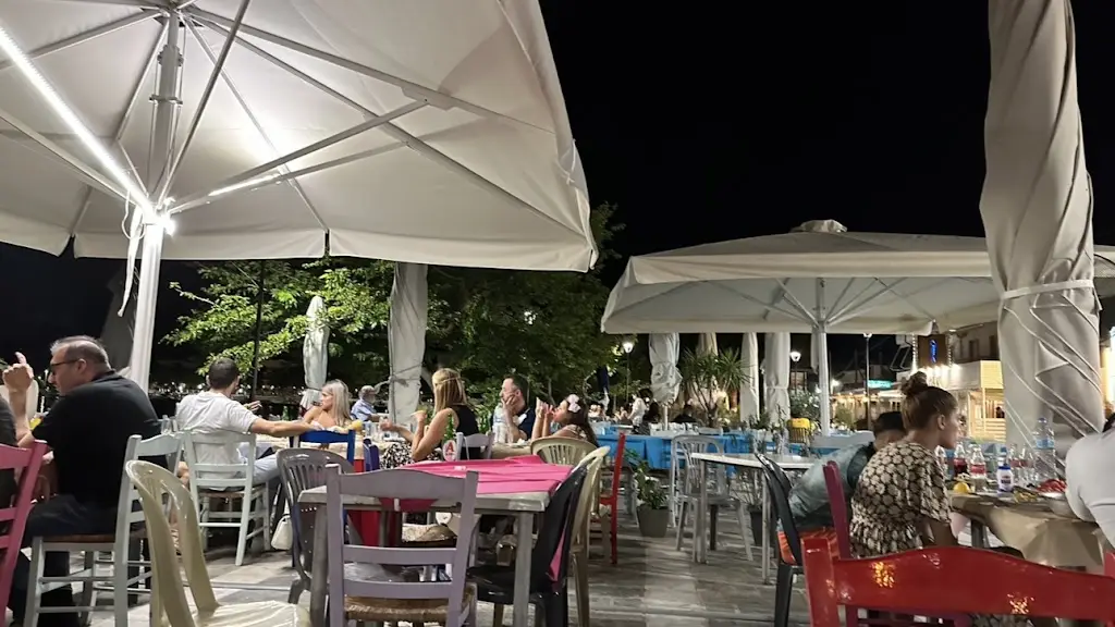 Teskos Restaurant in Néa Artáki