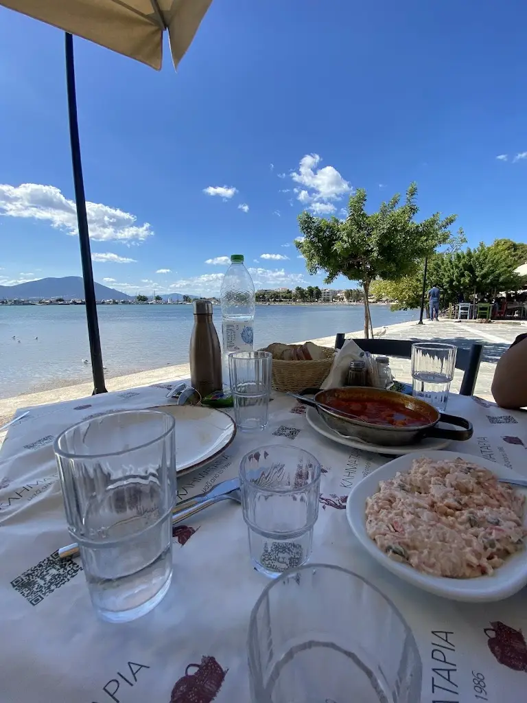 Klimataria Taverna_Néa Artáki_slider_image_3