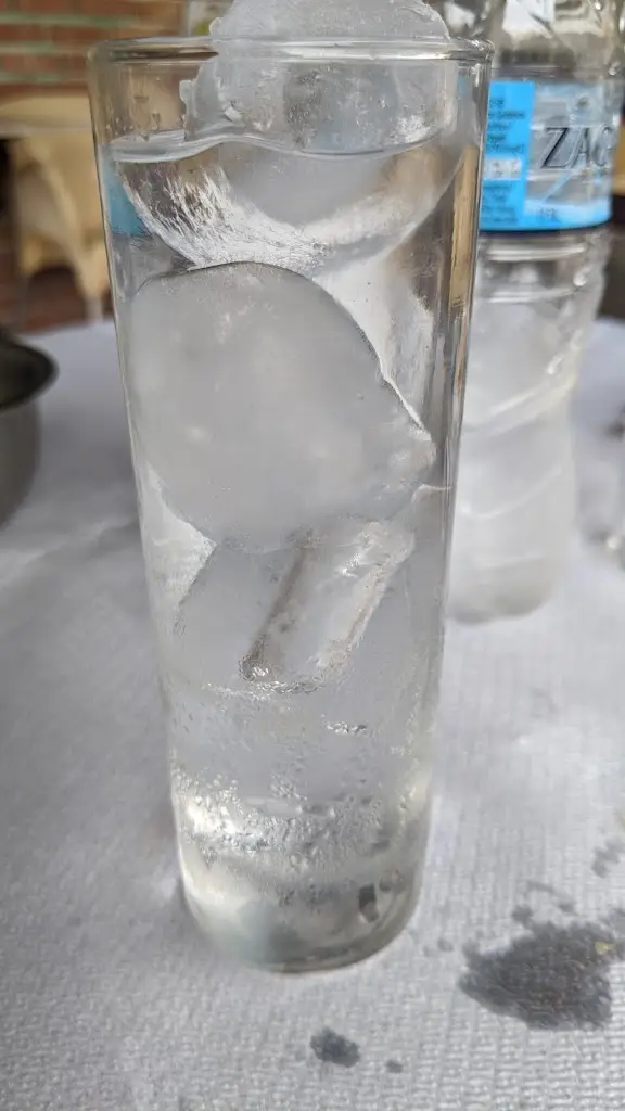 Menü_Ouzeri tou Gkana_Néa Artáki_Bild_2