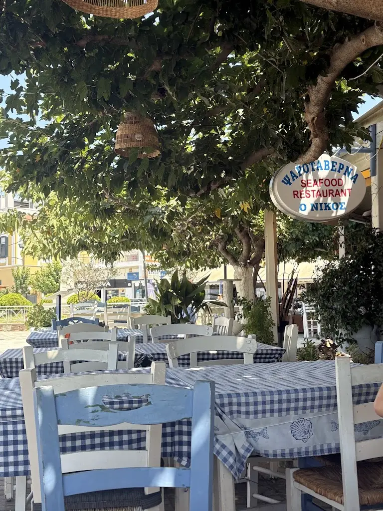 Zoe Powell_Restaurant Nea Styra “O Nikos”_Néa Stíra_Bewertung