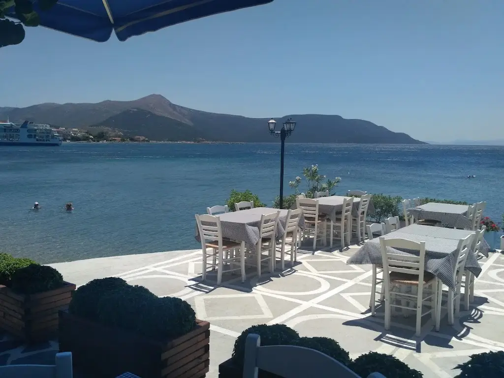 Evgenia Kontopoulou_Akrogiali, Nea Stira, Georgios Sakkas_Néa Stíra_Bewertung