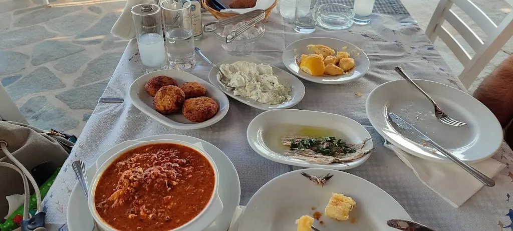 Akrogiali, Nea Stira, Georgios Sakkas_Néa Stíra_slider_image_3