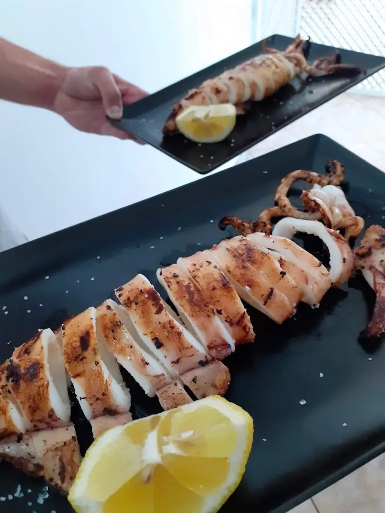 Menü_Σαρδε...λίτσα Νέα Στύρα / Sardelitsa Nea Styra Restaurant_Néa Stíra_Bild_5