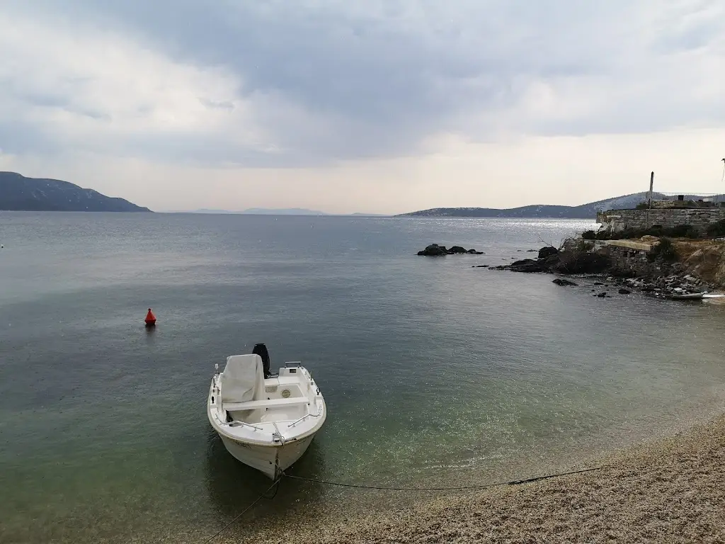 Panagiotis Papastratos_Fish Restaurant Meintanis_Néa Stíra_Bewertung