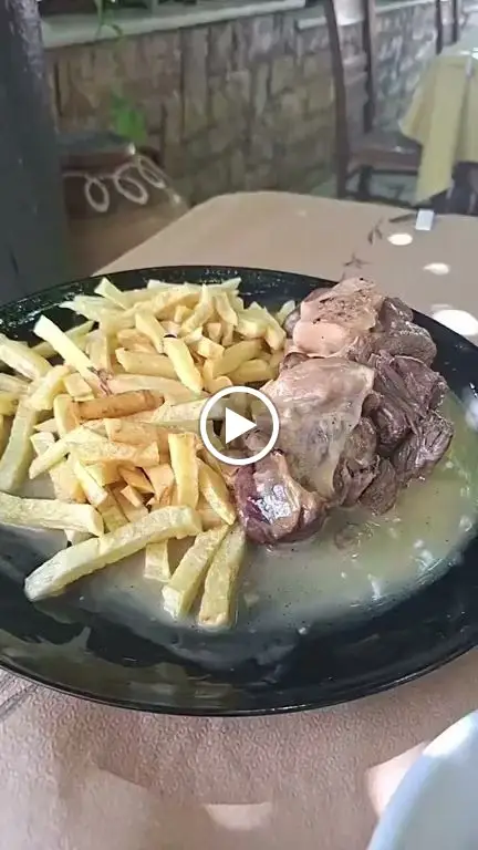 Tavern Mouries_Néa Stíra_slider_image_2