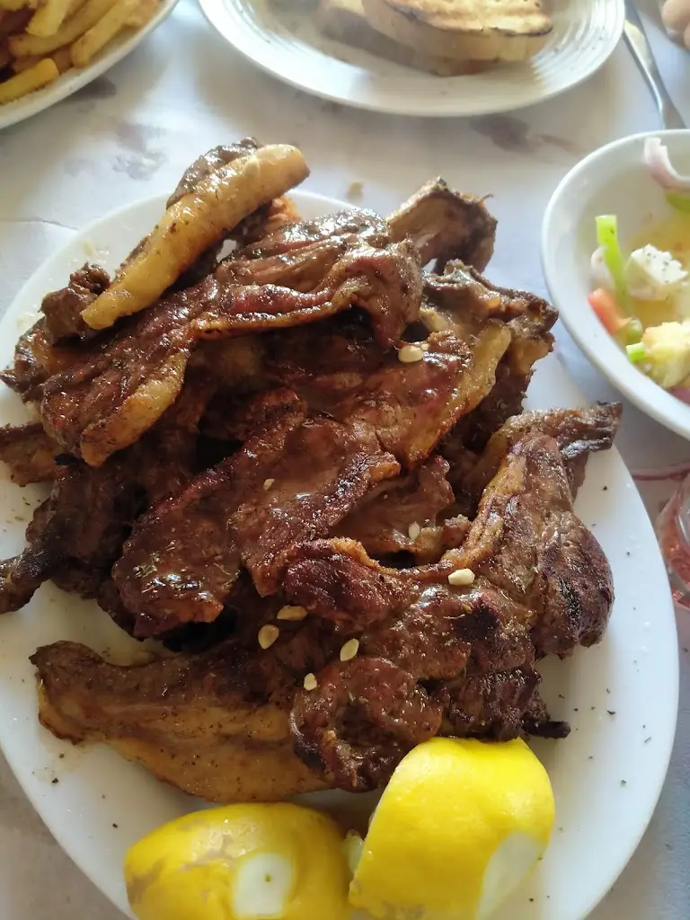 Menu_Ταβέρνα Φιλαράκια_Oinófyta_immagine_1