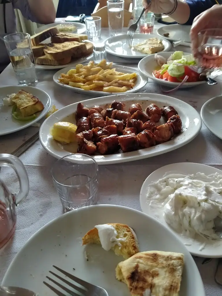 Menu_Ταβέρνα Φιλαράκια_Oinófyta_immagine_5