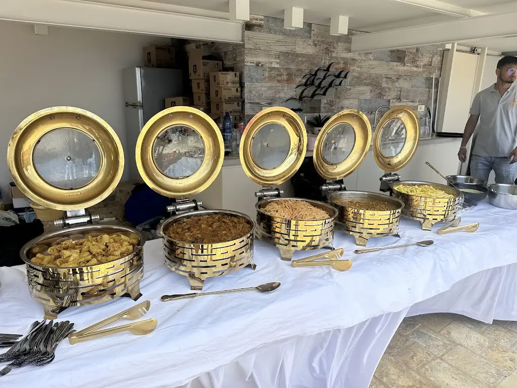 Mithra Indian Restaurant_Oinófyta_slider_image_2