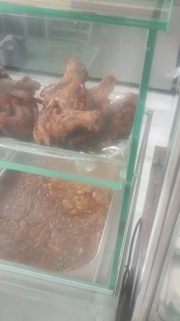 KHAN RESTAURANT_Oinófyta_slider_image_2