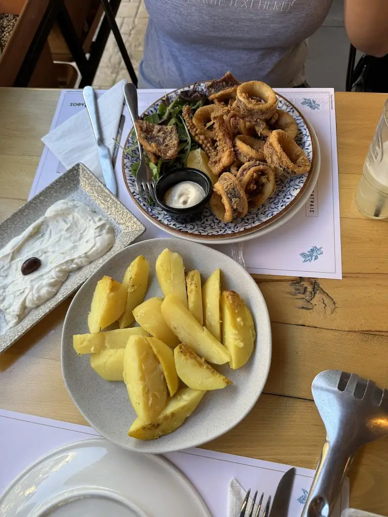 Teribil Name_Restaurant paralia Medusa_Paralía Avlídhos_Bewertung