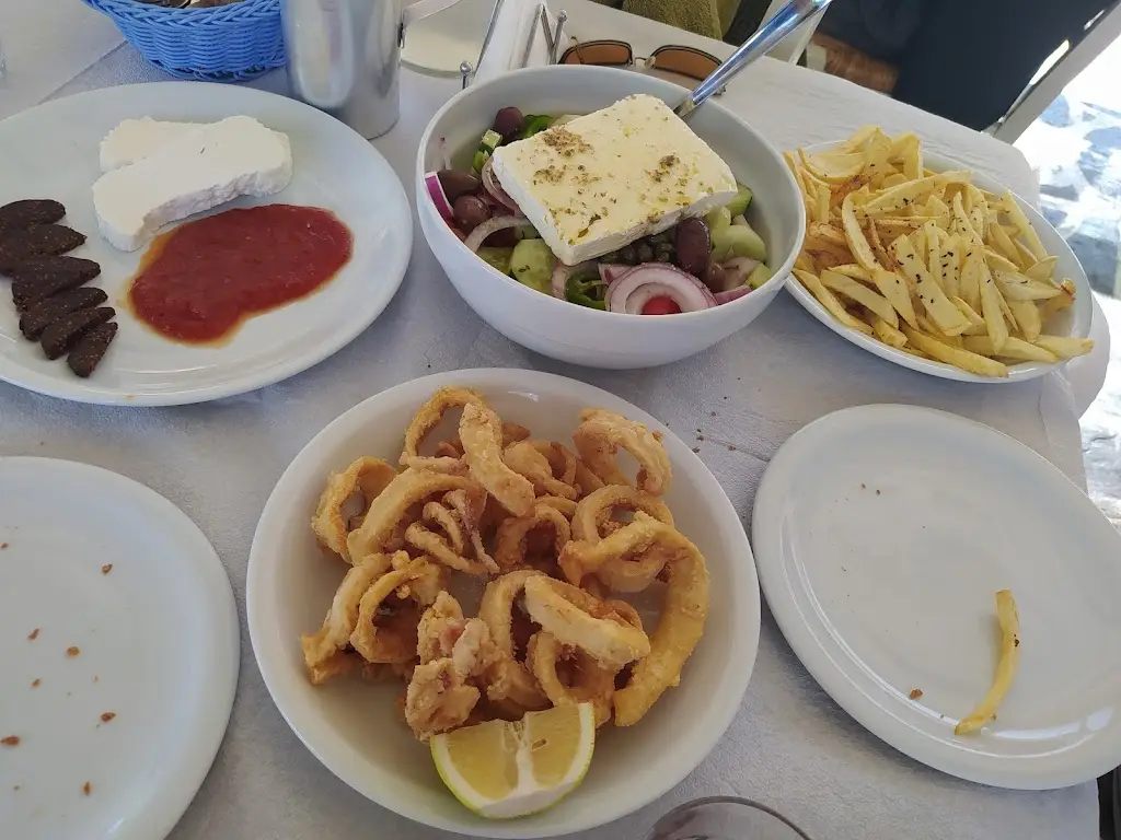 Menu_Paralia Restaurant_Paralía Avlídhos_image_3