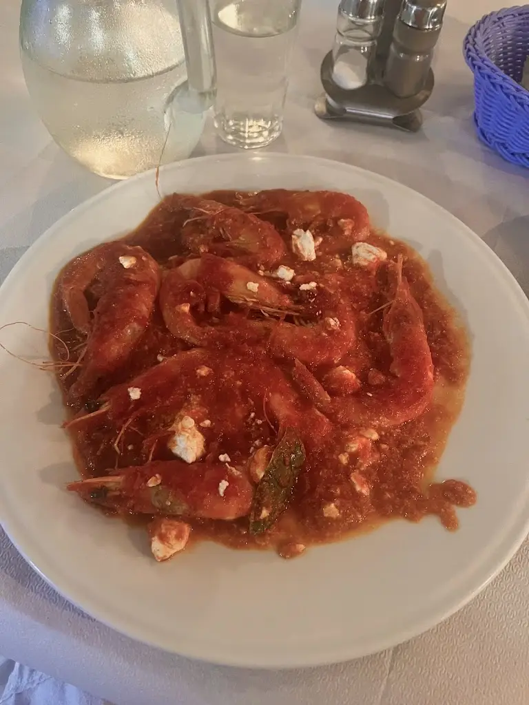 Lambi-lambi_Paralia Restaurant_Paralía Avlídhos_review