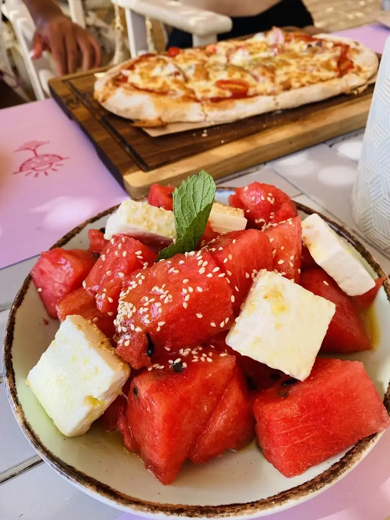 Paralia Beach Bar_Paralía Avlídhos_slider_image_3