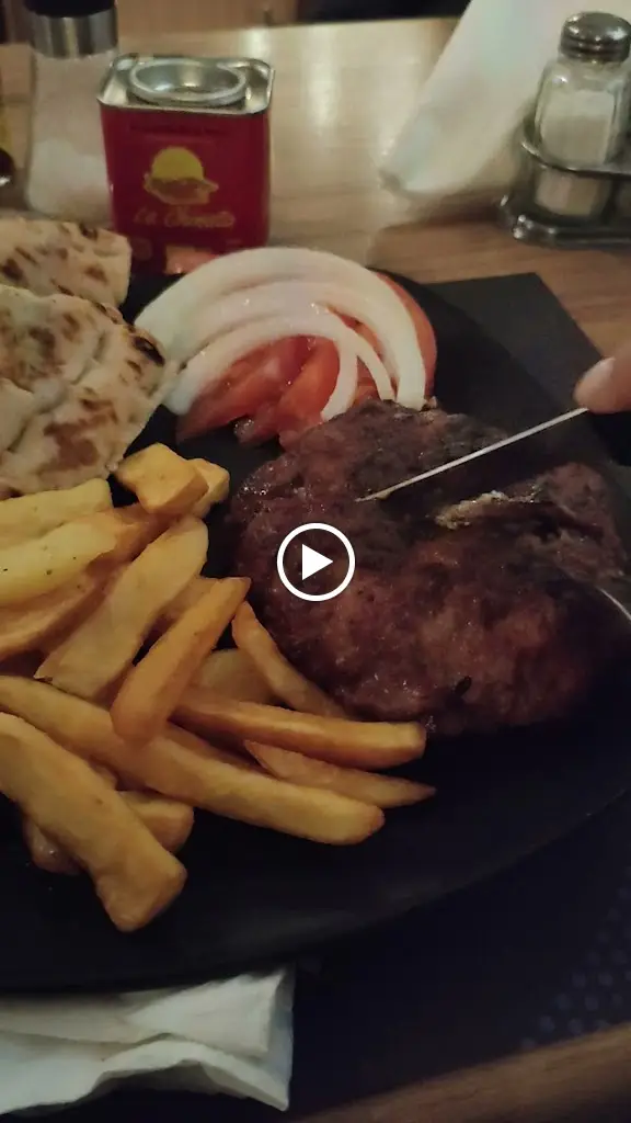 Σουλάτσο Grill & Bar_Orchomenós_slider_image_2