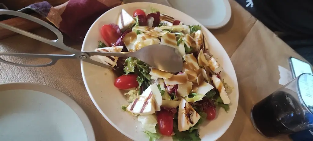 Σουλάτσο Grill & Bar_Orchomenós_slider_image_3