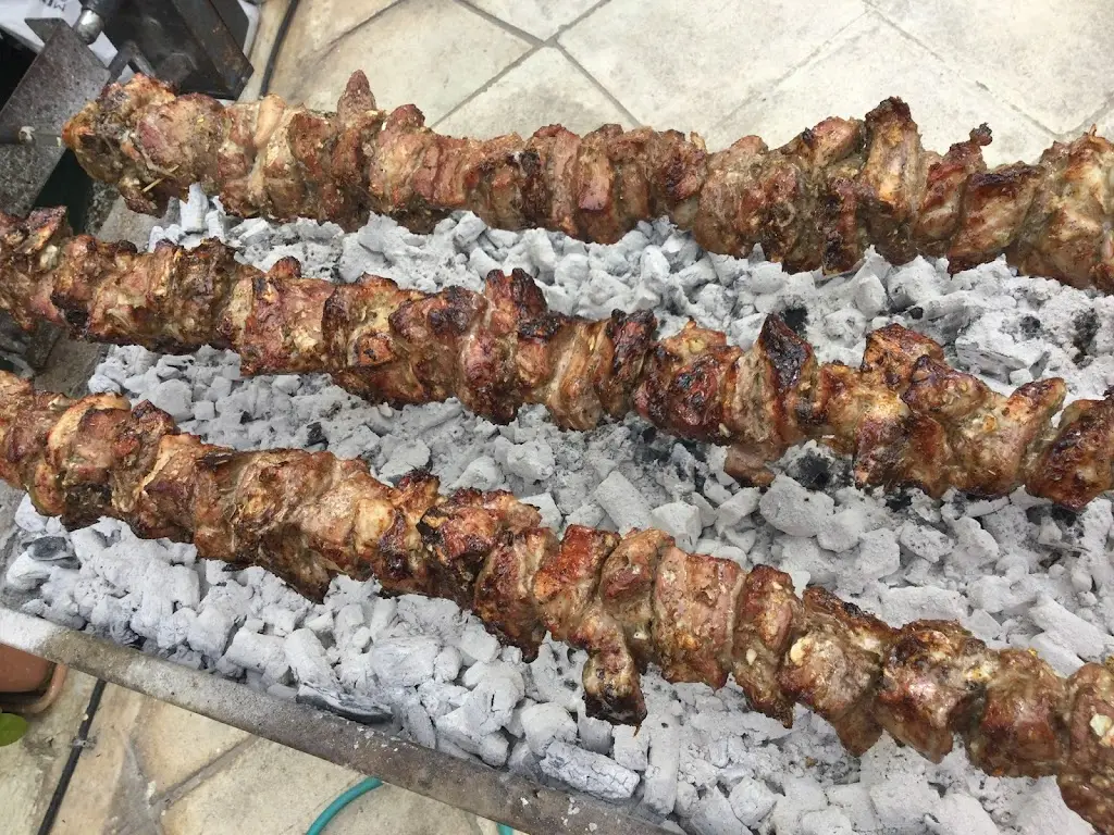 Οι Μουριές - παραδοσιακό εστιατόριο-cafe-snack bar_Orchomenós_slider_image_1