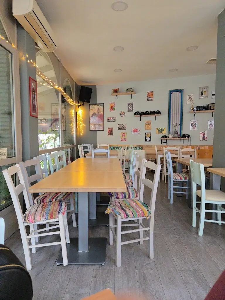 Ilias Georgouleas_SAPANNO_Anoixi_Bewertung