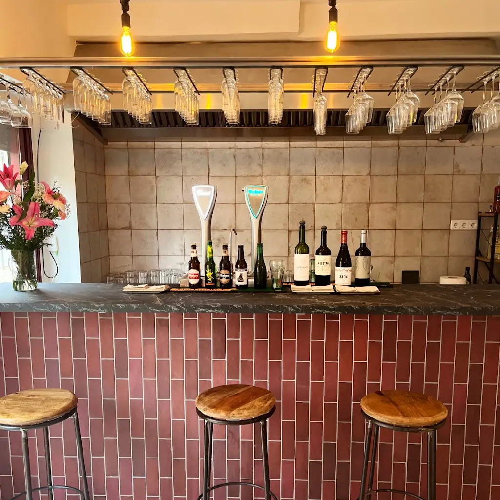 ΑΠΟΜΕΡΟ Cafe Snack Bar_Orchomenós_slider_image_1