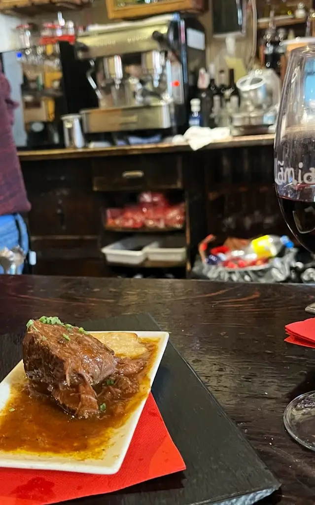 Stella Chatzi_Karantonis_Pláka Dílesi_Bewertung