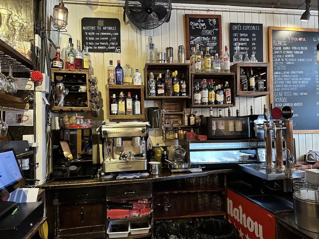 Karantonis_Pláka Dílesi_slider_image_3