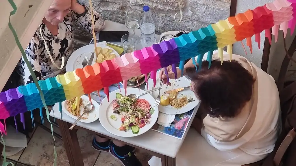 Efcharis restaurant_Pláka Dílesi_slider_image_2