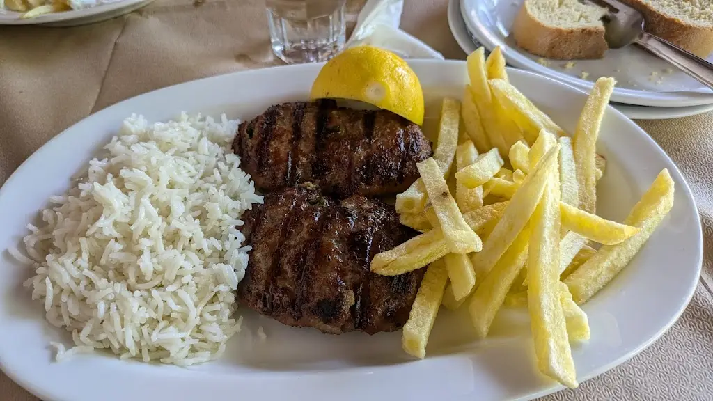 Menü_ΤΟ ΠΑΡΑΔΟΣΙΑΚΟ_Prokópi_Bild_7