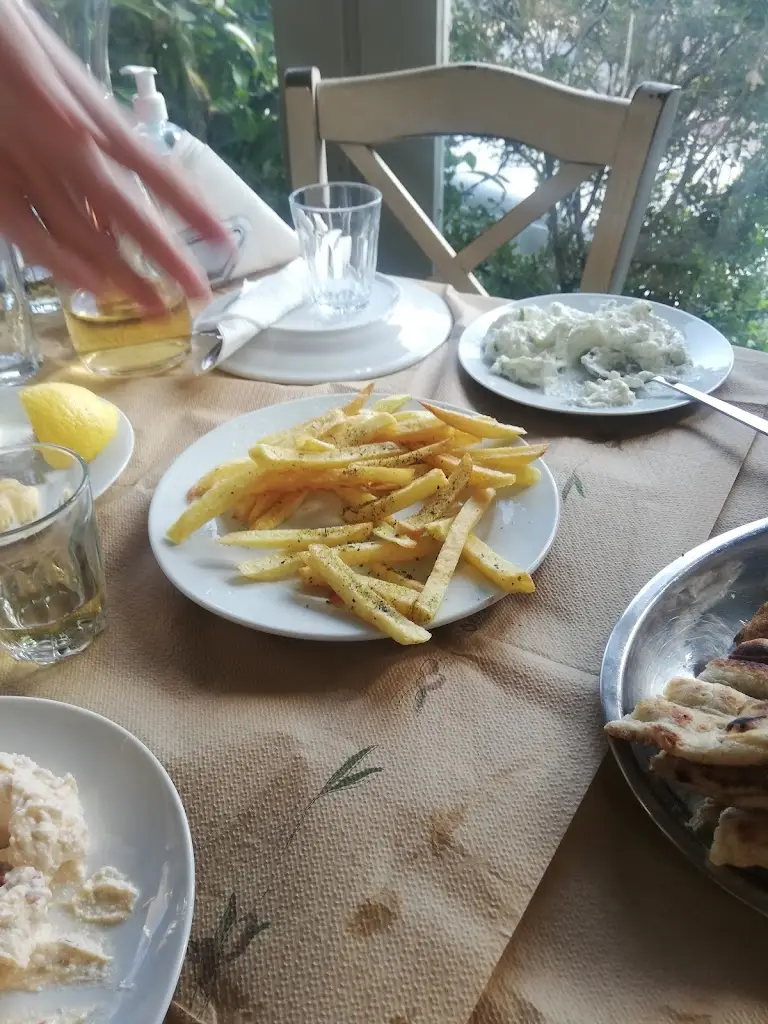 Menu_Grill Kyriakis_Anoixi_image_7