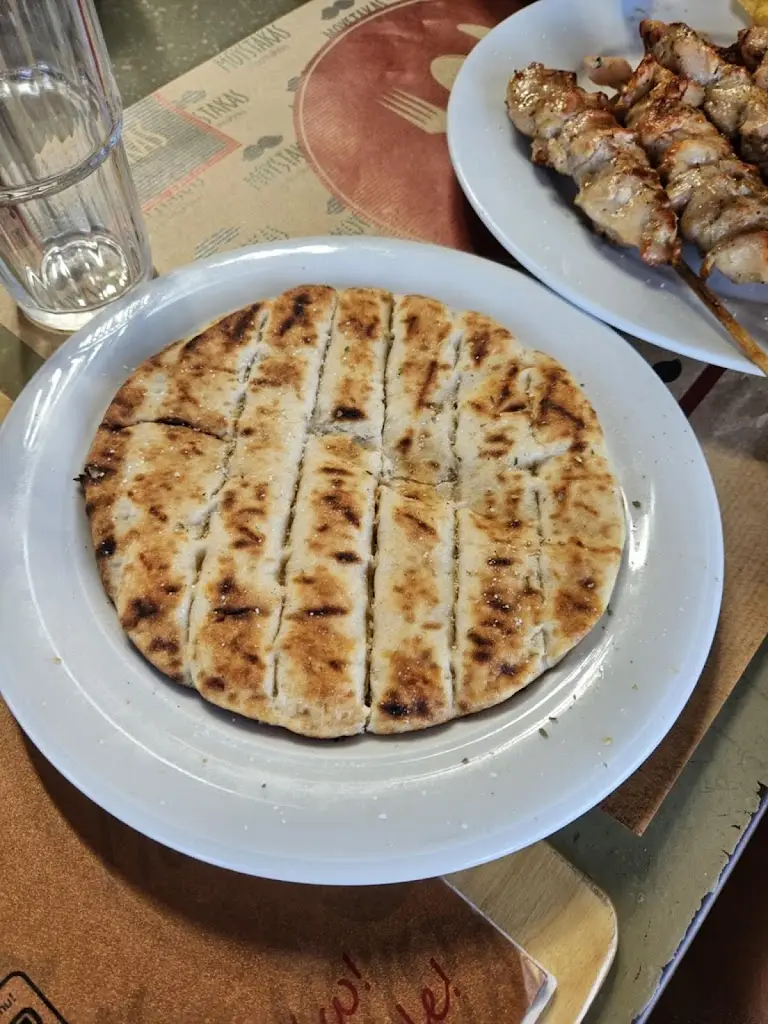 Preslava Slavova_Moustakas Restaurant_Stavrós_Bewertung