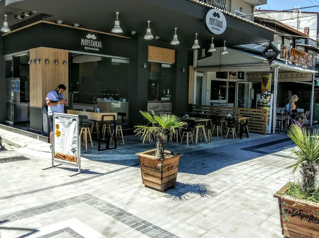 Moustakas Restaurant Restaurant in Stavrós