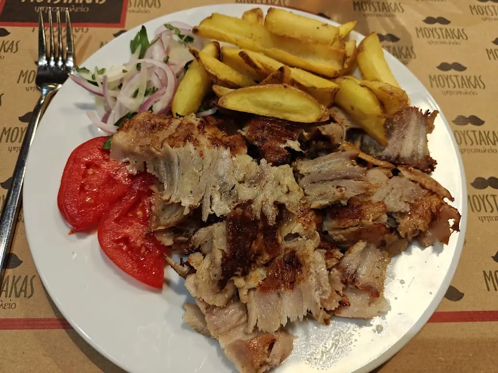 Moustakas Restaurant_Stavrós_slider_image_3