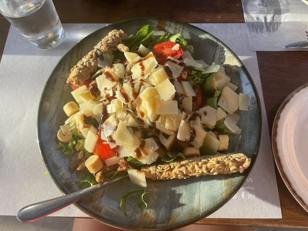 Menu_Yiasemi_Stavrós_image_7