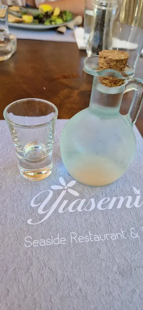 Menu_Yiasemi_Stavrós_image_8