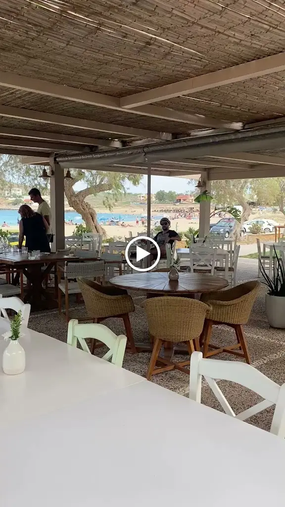 Almyriki Restaurant Restaurant in Stavrós