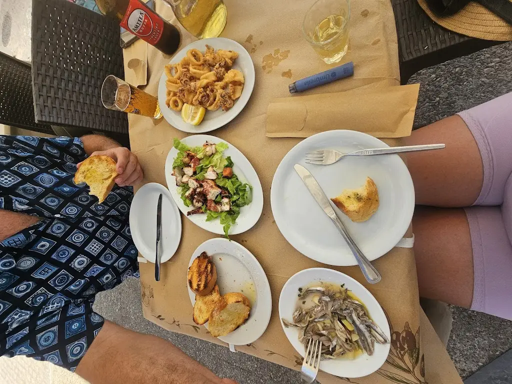 Πισπιρίγκου Ψαροταβέρνα_Stylída_slider_image_3