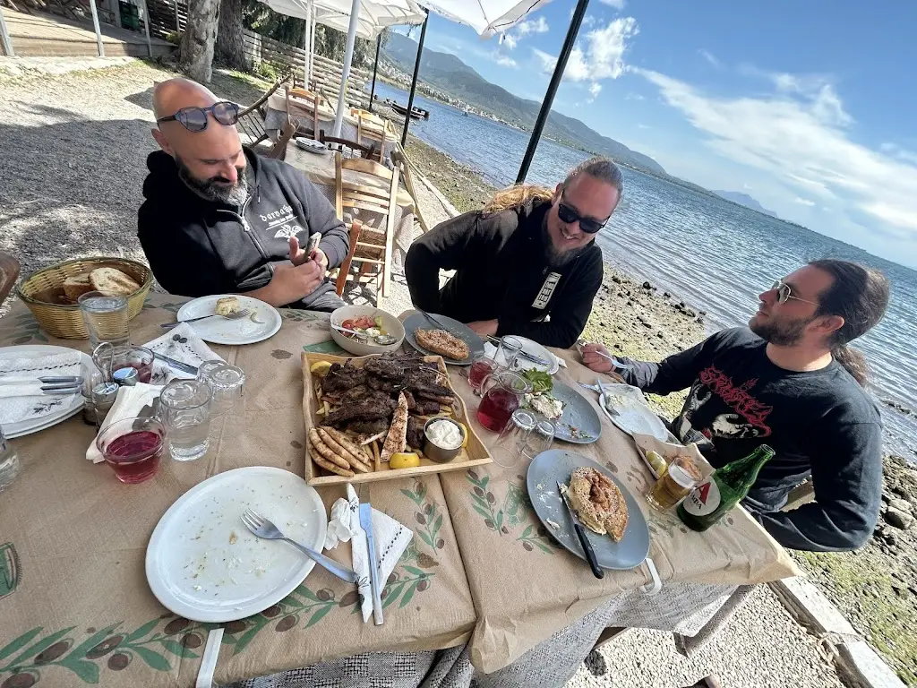 Tine Horvat_Στου Μπάρμπα Νίκου_Stylída_Bewertung