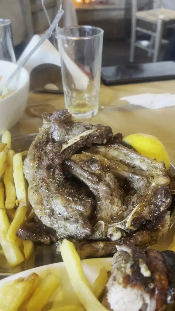 Στου Μπάρμπα Νίκου_Stylída_slider_image_2