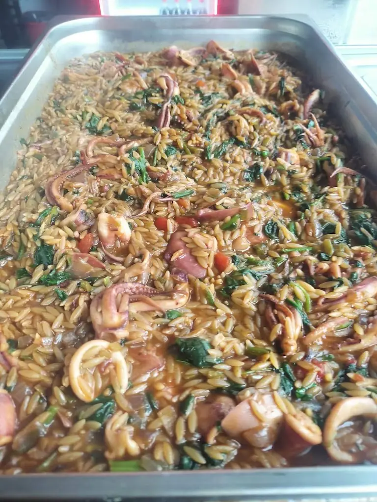 Menu_Ena sta orthia_Stylída_image_2