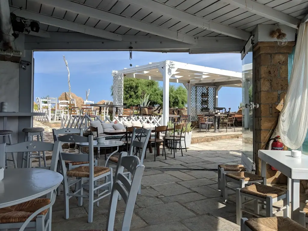 Anemomulos Restaurant in Skýros