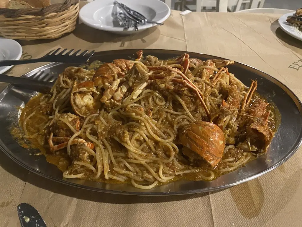 Stefanos_Skýros_slider_image_3