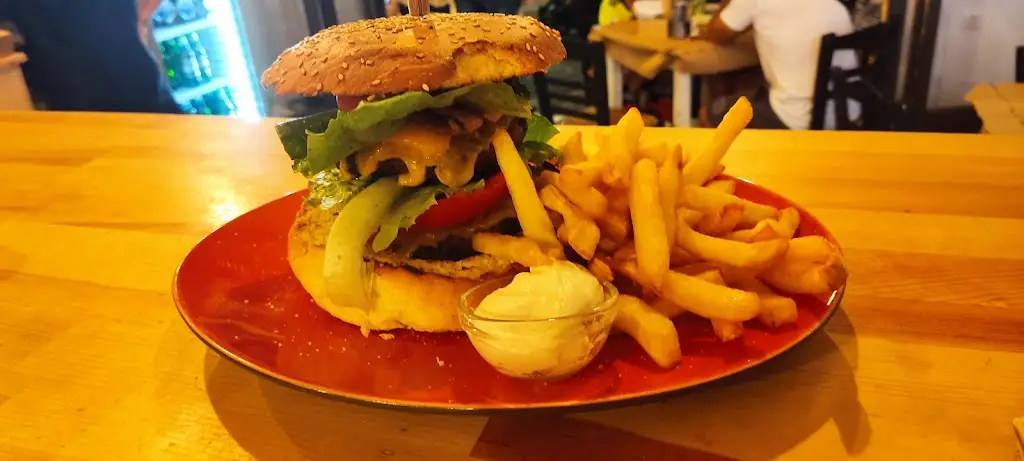 Τ'Αδράχτι | T'Adráchti_Skýros_slider_image_2