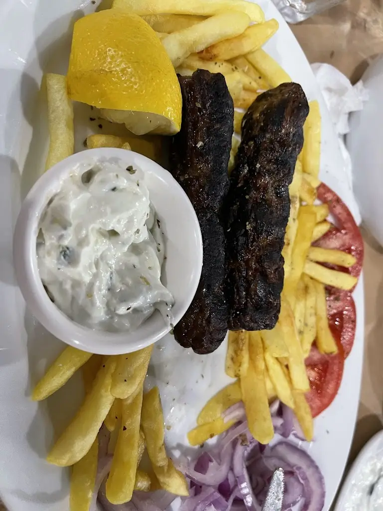 Julia Helland_To Skiriani_Skýros_Bewertung